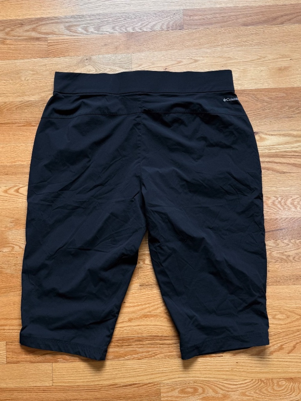 Columbia | Casual Capri Pull-On Pants | Black | 1X - Picture 2 of 6